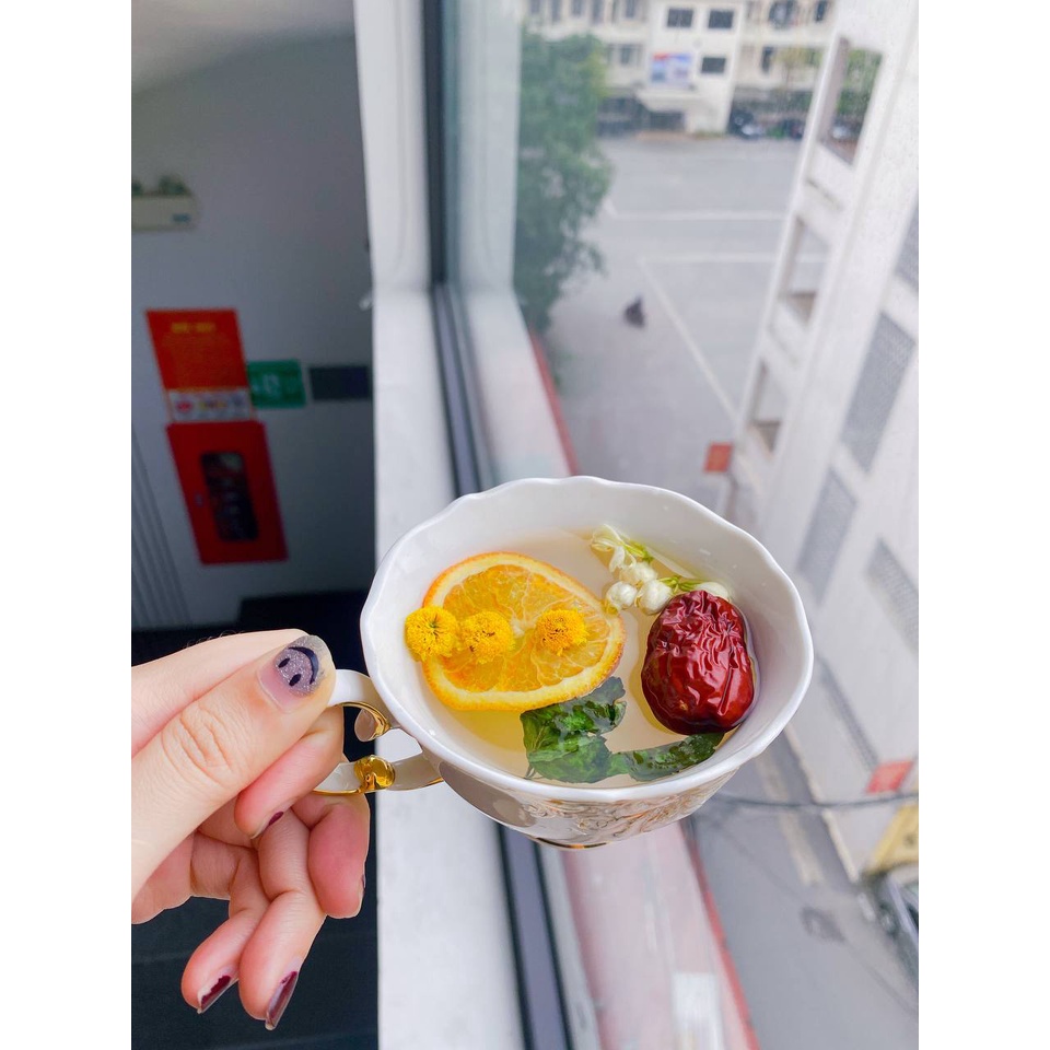 Trà detox trái cây (gồm táo đỏ, cam thái lát, hoa nhài, cỏ ngọt, hoa cúc) Gói 10gr
