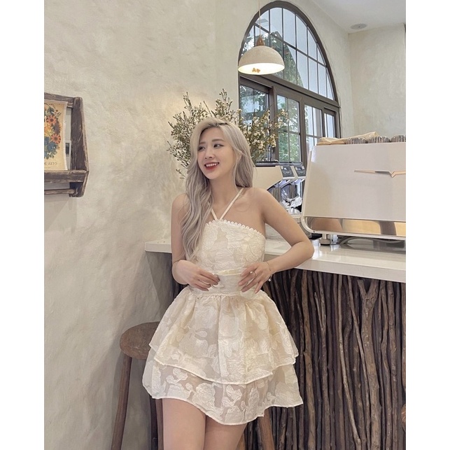 [chất liệu tốt] Đầm dự tiệc Alice Dress Cổ yếm Cúp ngực phối ren bi xếp tầng cực sang chảnh