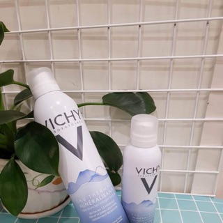 Xịt khoáng Vichy