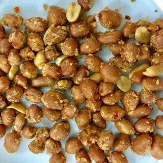Lạc rang tỏi ớt