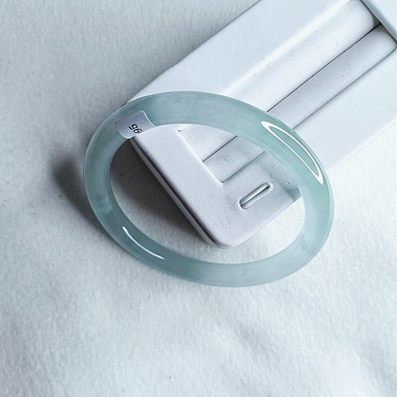 Vòng Tay Ngọc Bích Đá Ngọc Bích Hình Giọt Nước Màu Xanh