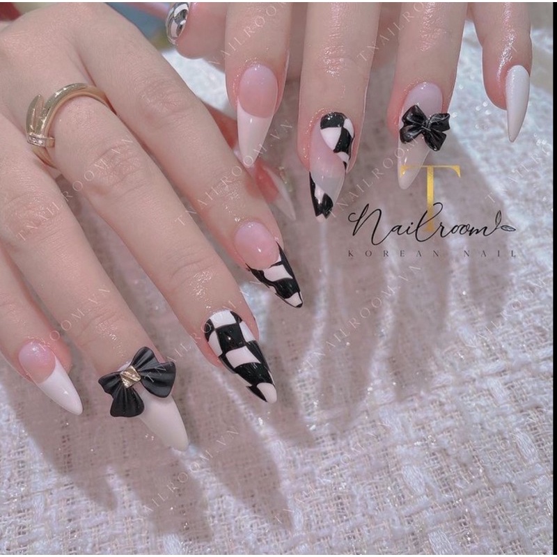 Nailbox thạch hồng đen trắng tiểu thư