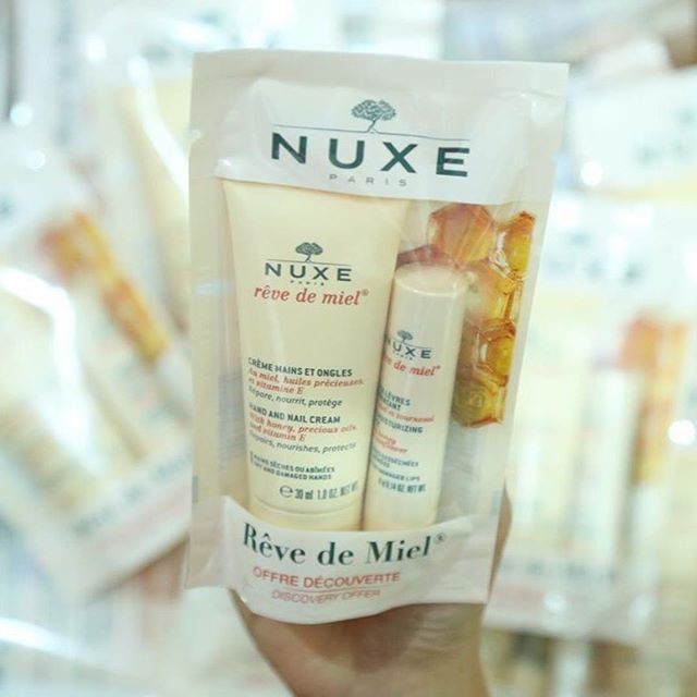 Set Kem Dưỡng Tay Và Son Dưỡng Nuxe | BigBuy360 - bigbuy360.vn