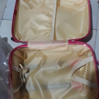 Vali kéo du lịch cho bé gái( hàng khuyến mãi từ sữa)