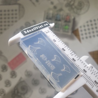 Khuôn lá cỏ 3d-nail