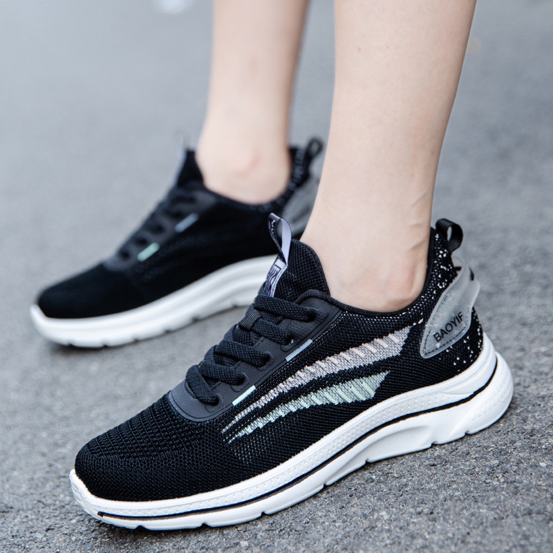 Giày Thể Thao Đế Mềm Siêu Nhẹ Thoáng Khí Thời Trang Xuân Thu 2022