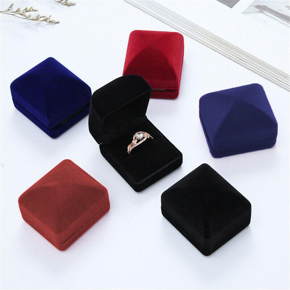 Hộp Đựng Nhẫn Cưới Thiết Kế Sang Trọng|Hộp Đựng Nhẫn Cưới Bằng Nhung Sang Trọng
