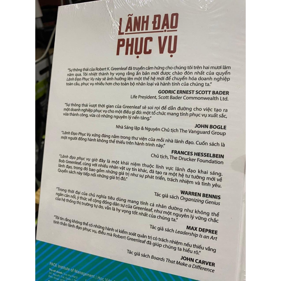 Sách - Lãnh đạo phục vụ ( viện quản lý Pace )