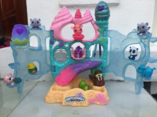 LÂU ĐÀI ĐẠI DƯƠNG HATCHIMALS