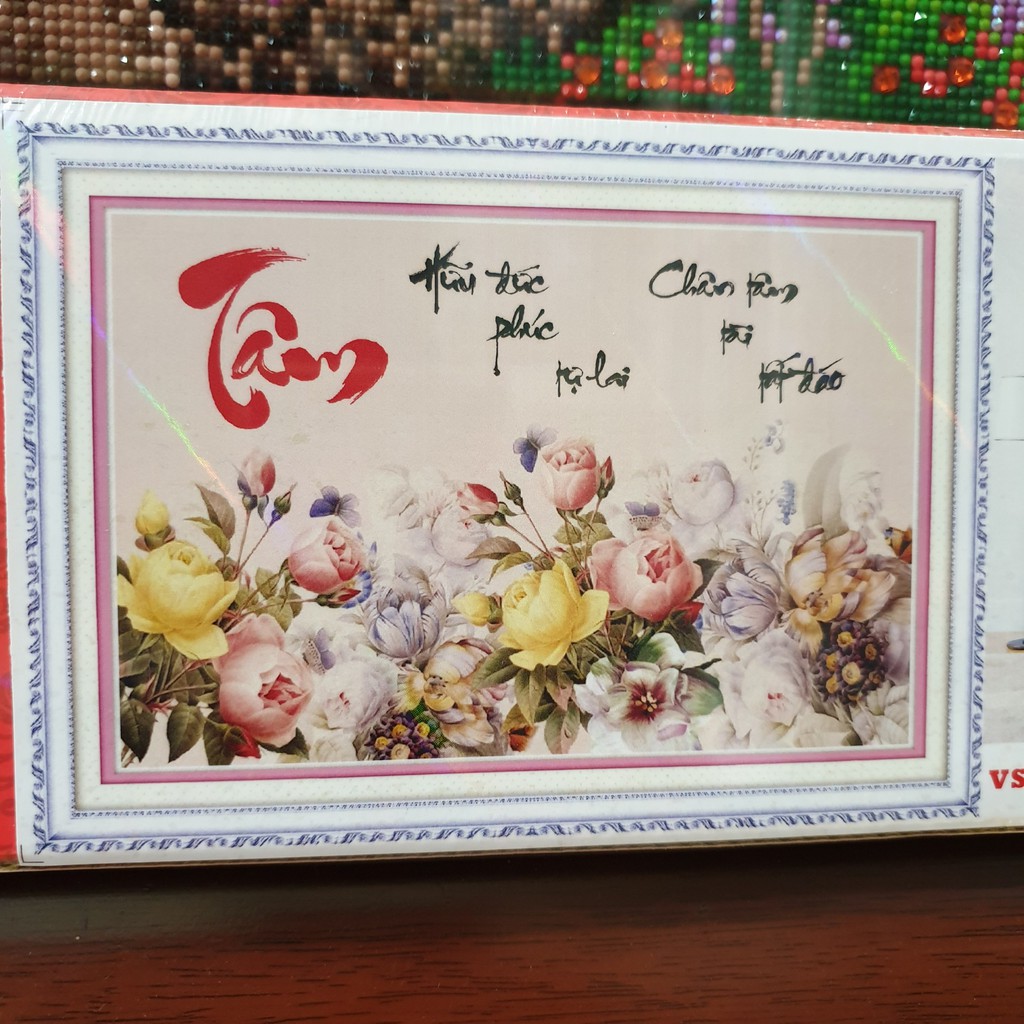 Tranh Đính Đá CHỮ TÂM (ĐÁ ABC CAO CẤP). Kích Thước: 80cm x 56cm