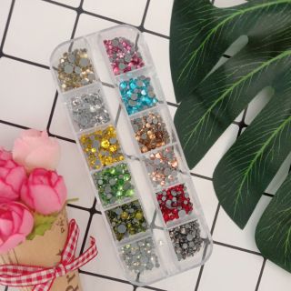 Khay đá chân keo mix size 12 màu 1500v, ảnh thật