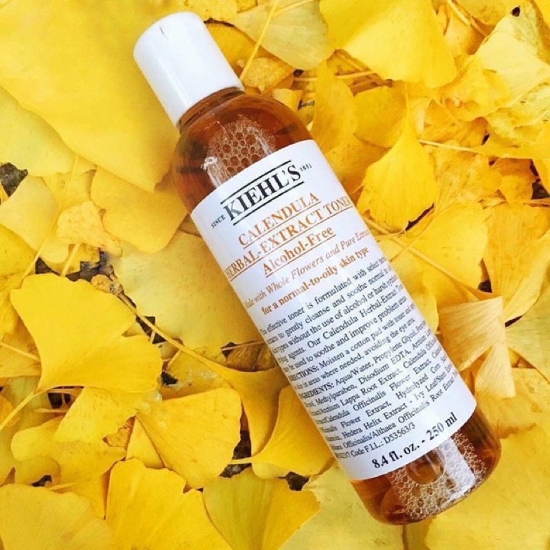 Toner hoa cúc Kiehl's Calendula Herbal Extract Alcohol-Free Toner