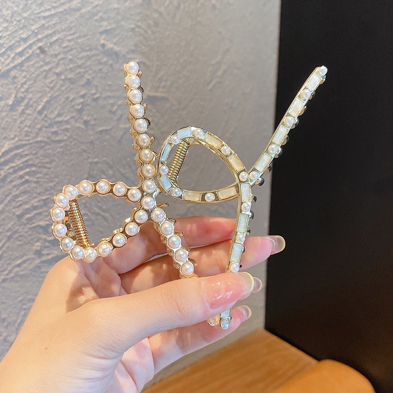 Kẹp tóc kim loại phối ngọc trai nhân tạo thanh lịch