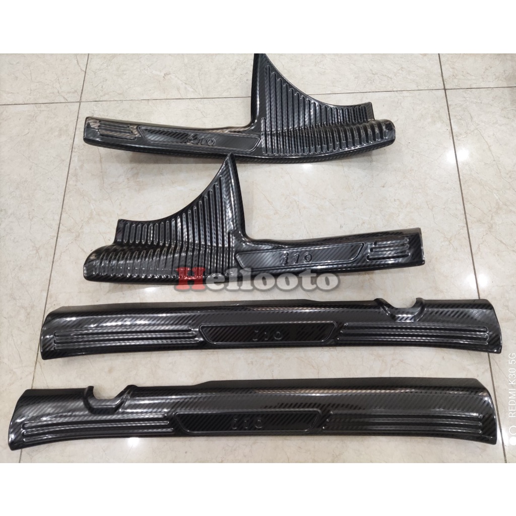 Ốp bậc cửa, Nẹp bước chân trong ngoài CARBON xe Hyundai Grand I10 2021 2022 vân Cacbon cao cấp