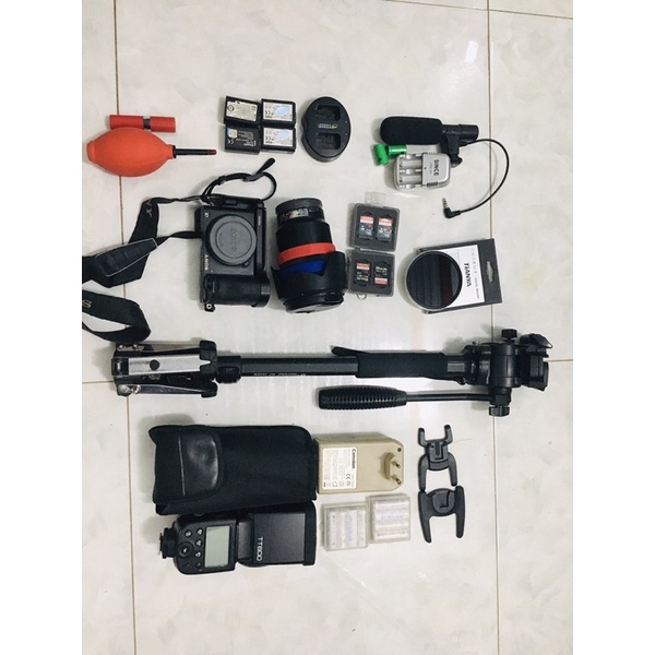 Bộ máy ảnh Sony A6500