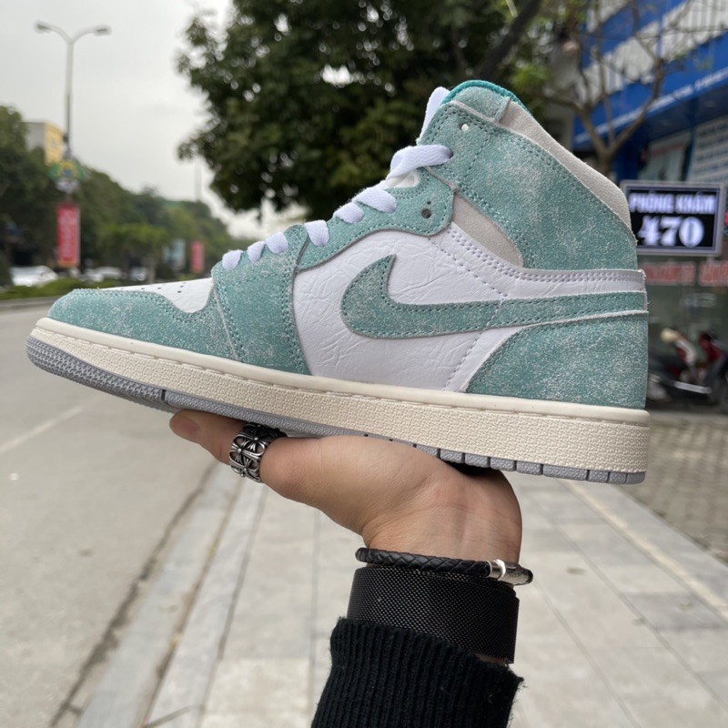 Jordan 1 Tubor Green (Ảnh Thật + Full Hộp) | BigBuy360 - bigbuy360.vn