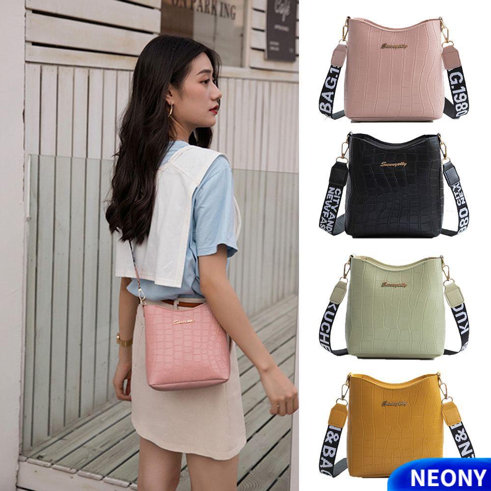 Túi Đeo Chéo Dáng Xô Vân Da Cá Sấu Thời Trang Sang Trọng Cho Nữ