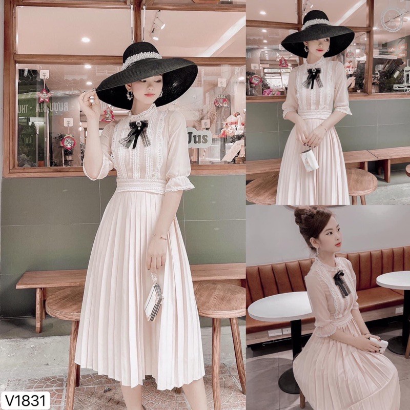 váy be xếp ly tay lỡ màu kem ( tặng kèm tag đá cài cổ )