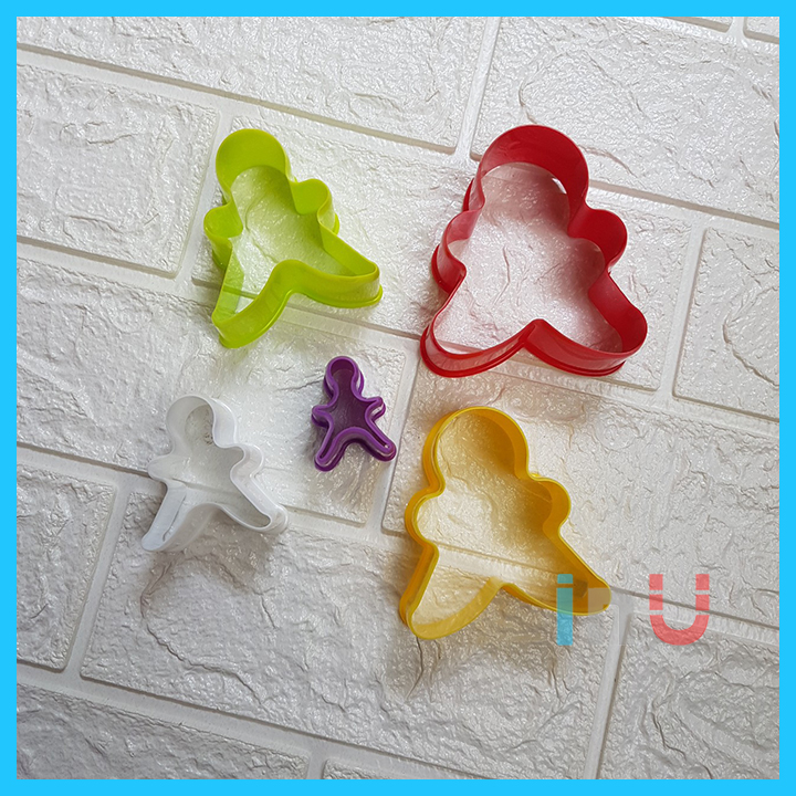 HCM - Khuôn cutter tròn, vuông, tim, ngôi sao, người tuyết, cây thông nhiều size cắt bánh