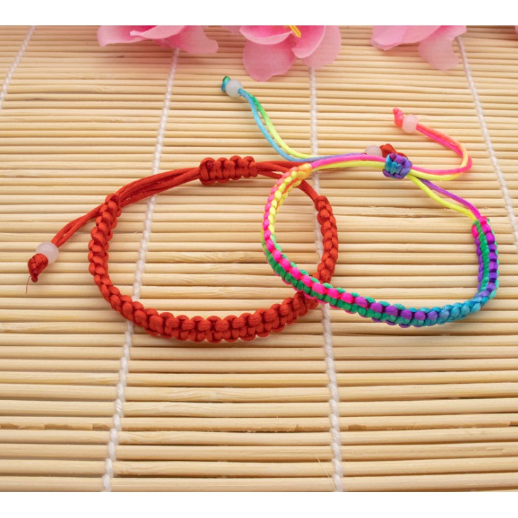 Vòng chỉ đỏ đính hạt CD49