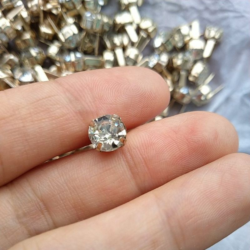 Kim cương đính túi