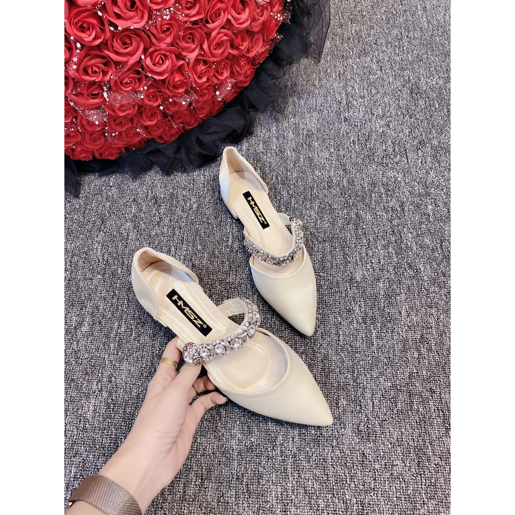 [SIÊU PHẨM MỚI VỀ] GIÀY BÚP BÊ NỮ LỤA BÓNG QUAI NGANG ĐÍNH ĐÁ LỚN SIÊU HOT HIT KÈM ẢNH CHỤP THẬT | BigBuy360 - bigbuy360.vn