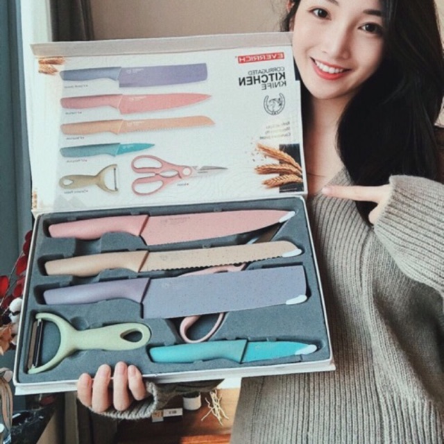 Bộ dao kháng khuẩn 6  món.