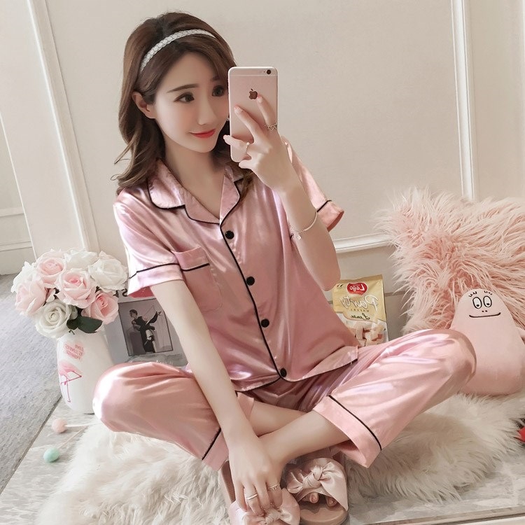 Bộ Đồ Ngủ Ngắn Tay Vải Phi Bóng Cho Nữ Size M-5Xl