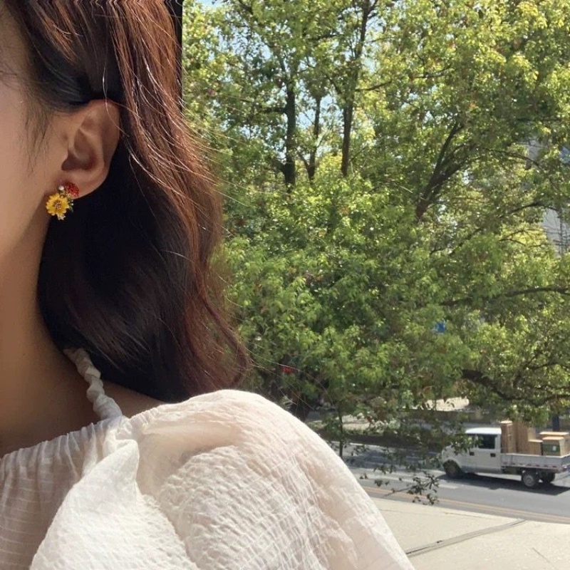 Hoa tai nữ thời trang mới Hoa tai hoa cúc kiểu hàn quốc