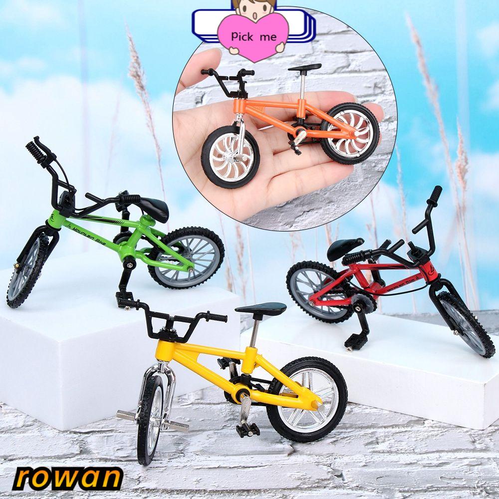 ROW High Quality Plastic Bike Mixed Style Outdoor Sports Toy Doll Bicycle Pink Green 14 Styles Kids Gift Toys Dollhouse Doll Accessories