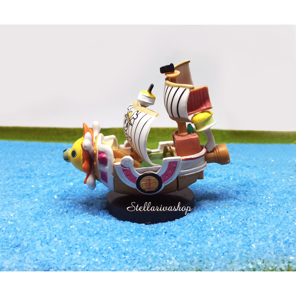 Mô hình thuyền Thousand Sunny mini để bàn