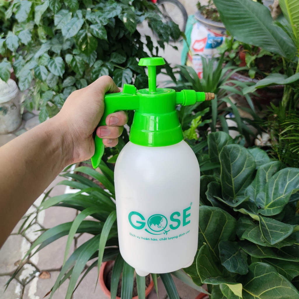 Bình tưới cây nhựa cao cấp 2L