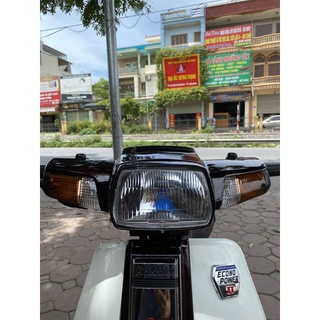 Pha đèn Honda Dream