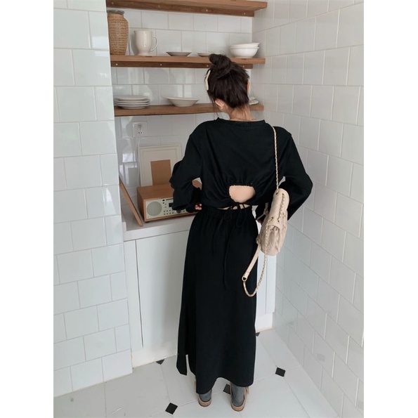 Set áo croptop thắt dây sau lưng và váy dài cho mùa thu xinh xắn