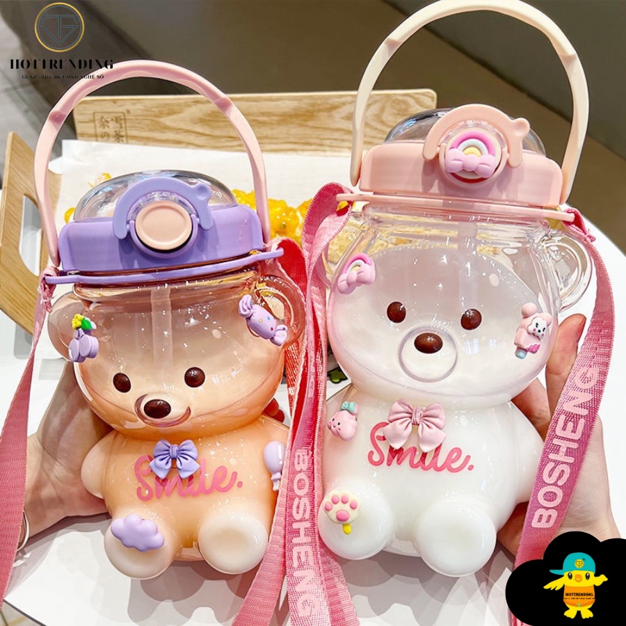 Bình Nước Gấu 1100ml Tặng kèm Sticker 2D, 3D Có Dây Đeo Chéo Kèm Ống Hút Tiện Lợi An Toàn