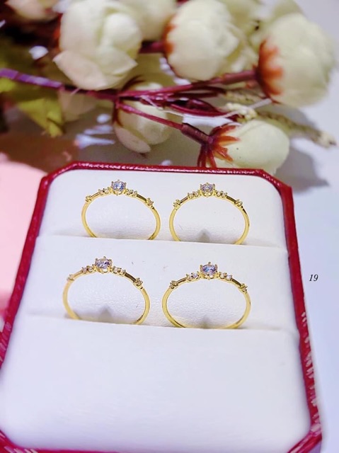 Mẫu nhẫn nhỏ đính đá