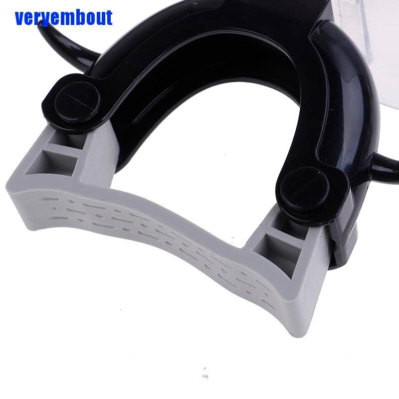 Giá Treo Chổi &amp; Cây Lau Nhà Gắn Tường