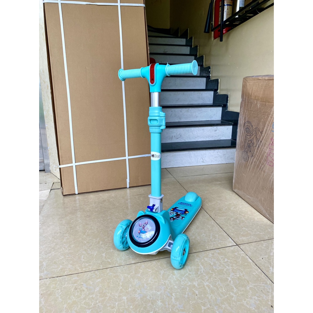 Xe trượt Scooter có đèn có nhạc BABY PLAZA MG01