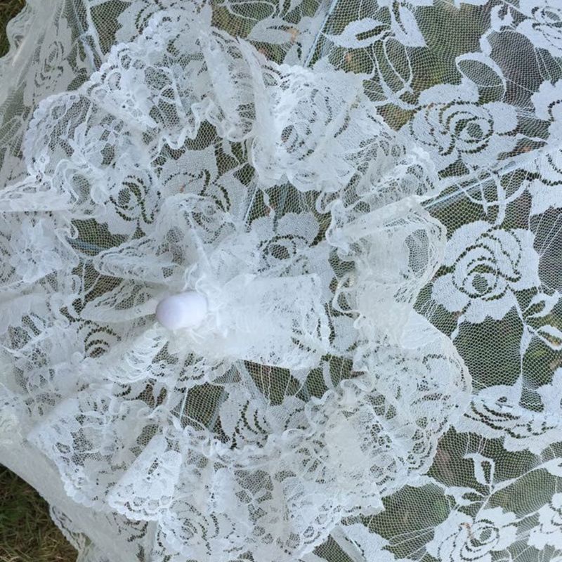 Dù Che Nắng Cho Cô Dâu Họa Tiết Ren Hoa Hồng Với Tay Cầm Dài Tiện Dụng