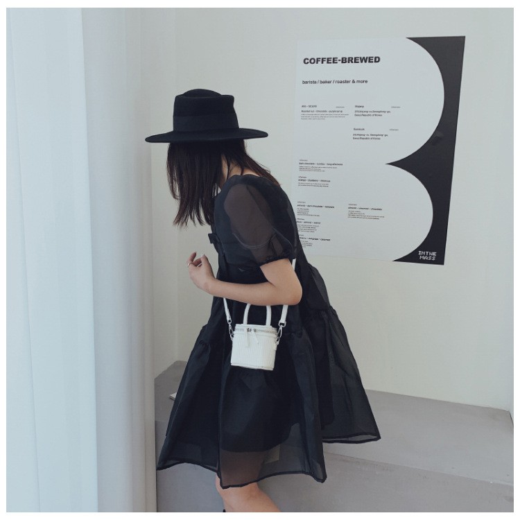 Túi Da Đeo Chéo Hình Vuông Ba Chiều Màu Trơn Phong Cách Hàn Quốc Thời Trang Mùa Hè Dành Cho Nữ 2022