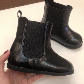 Boot da cho bé