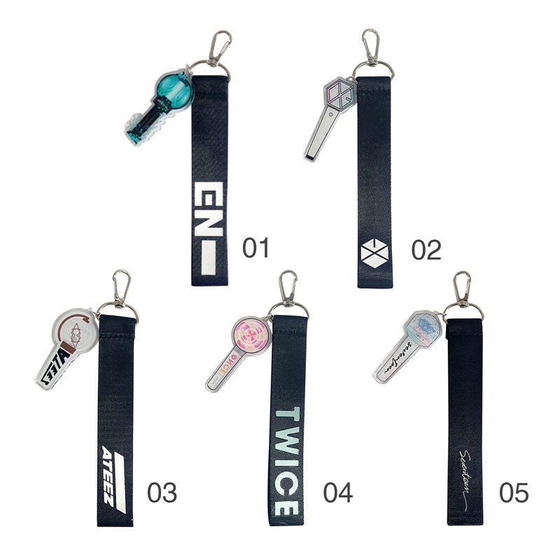 Móc Khóa Hình Nhóm Nhạc EXO ATEEZ TWICE SEVENTEEN