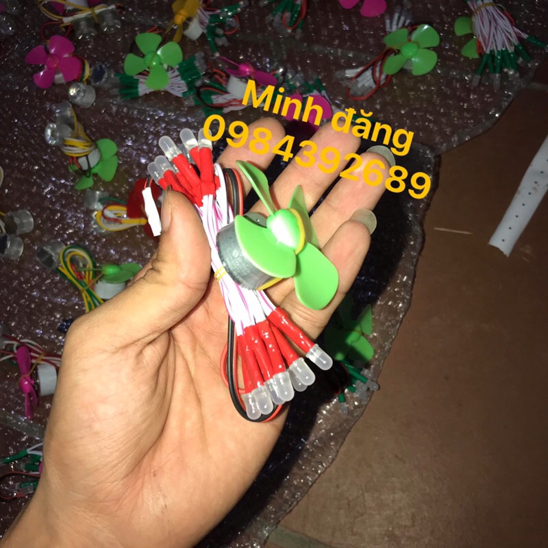 Đèn quạt gió diều bóng DỜI + TẶNG thêm 1 cánh quạt