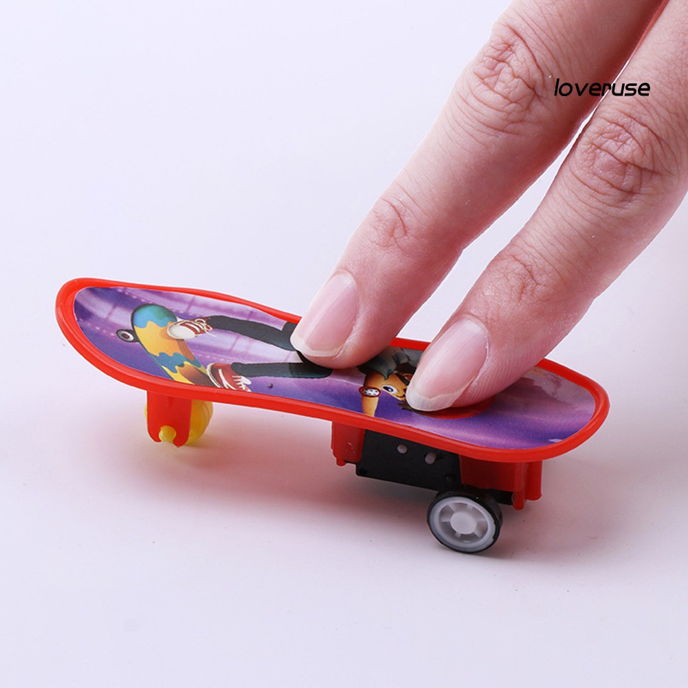 Đồ chơi ván trượt ngón tay mini bằng nhựa cho trẻ em
