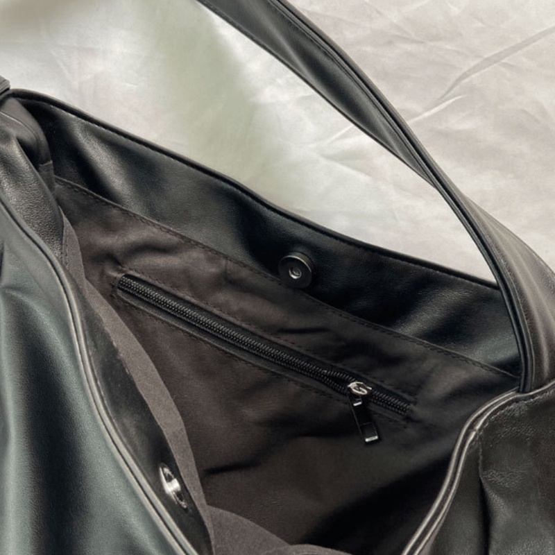 IELGY Túi Đeo Vai Khóa Nam Châm Sức Chứa Lớn Phong Cách Hàn Quốc Cho Nữ