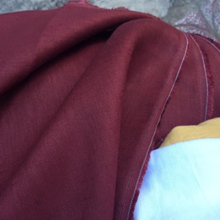 Vải linen tưng dầy màu đỏ rượu vang, tông trầm đẹp!