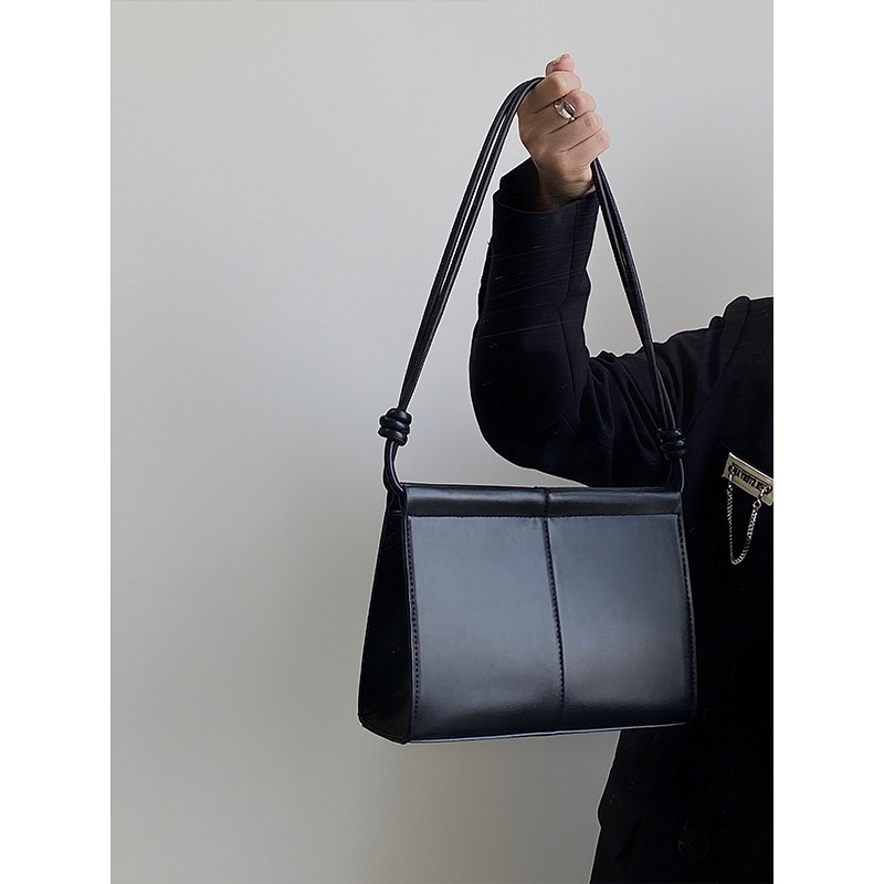 Túi Đeo Chéo Dáng Vuông Nhỏ Thiết Kế Mới Cao Cấp Thời Trang Cho Nữ