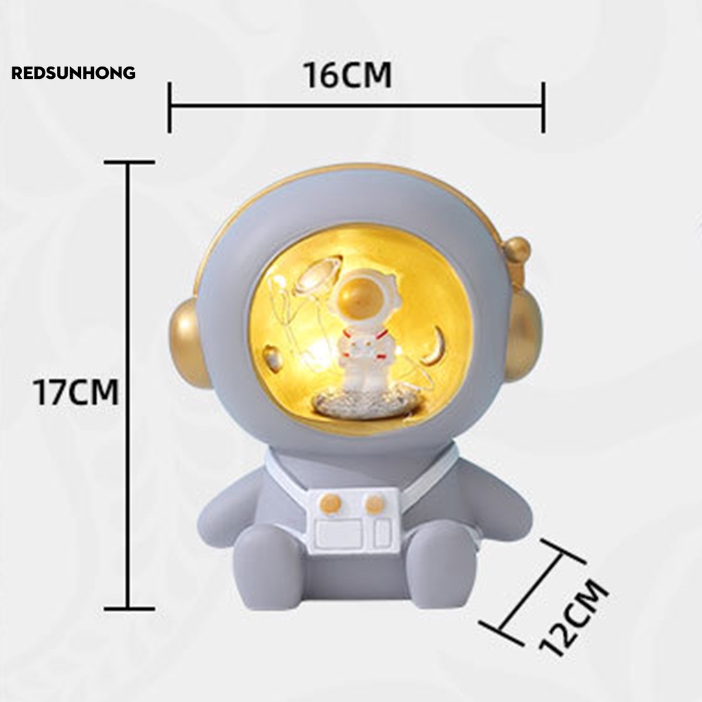 Đèn ngủ hình phi hành gia sử dụng năng lượng thấp