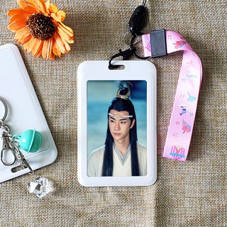 Bảng tên kiêm móc khóa Vương Nhất Bác tặng kèm strap