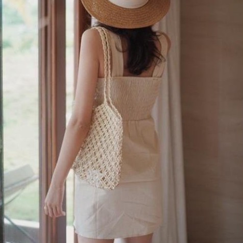 Váy ngắn cổ vuông body 2 dây bản to dáng ôm có lưng chun siêu hot, Đầm hai dây ngắn ôm body cổ vuông đi biển